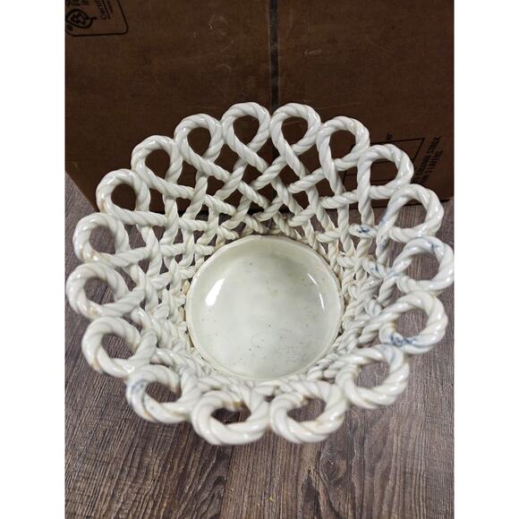 Vintage White & Green Porcelain Lattice Rope Basket Spain Simple Cottage Core - Picture 2 of 8